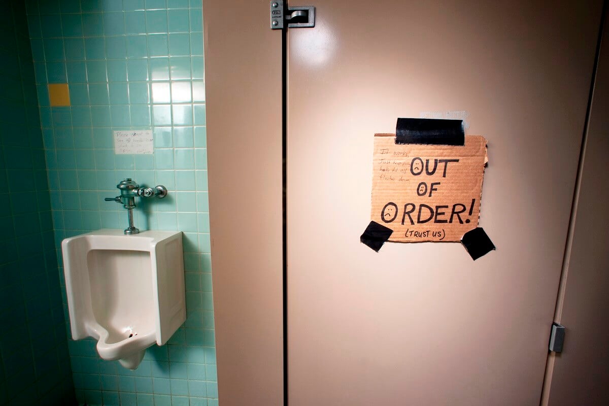 New Legislation Requires Businesses to Allow Truckers Bathroom Access